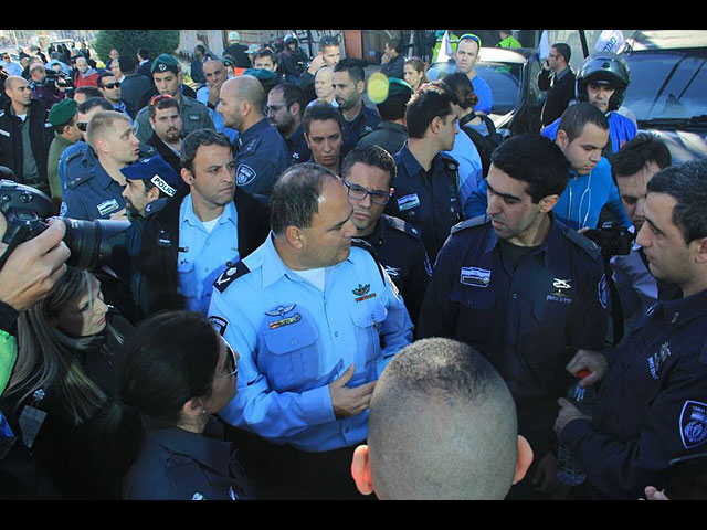 На месте теракта в Тель-Авиве. 21 января 2015 года  