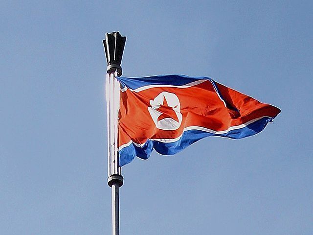 Лидер КНДР Ким Чен Ын лично наблюдал за испытаниями новой ракеты 