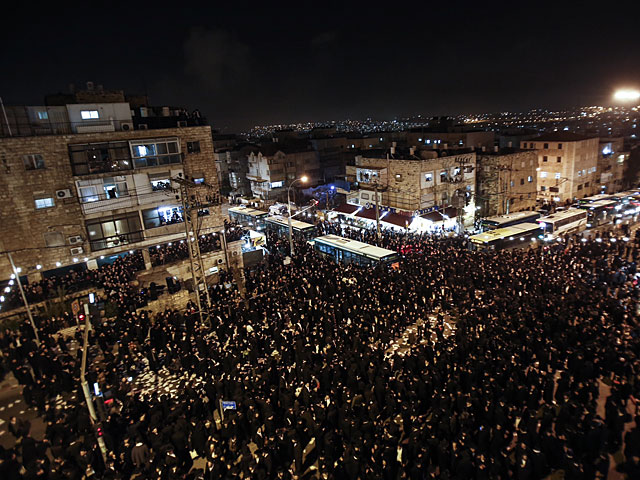 В Иерусалиме харедим отпраздновали освобождение из тюрьмы "уклонистов" многотысячным маршем  