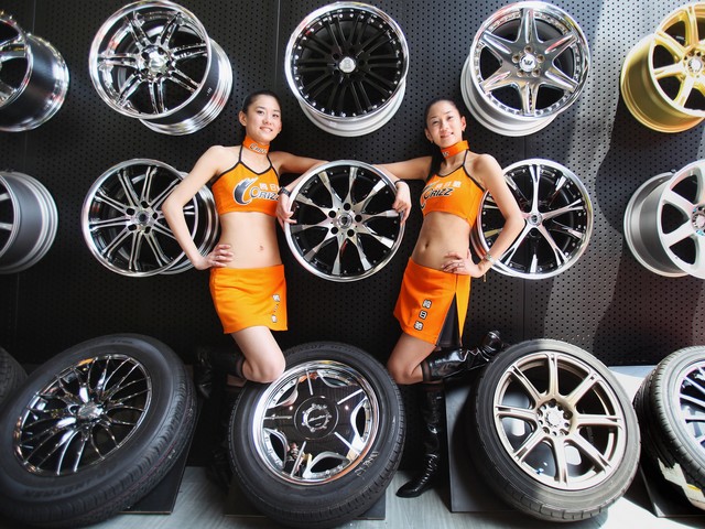 На Шанхайском автосалоне запретили девушек-моделей