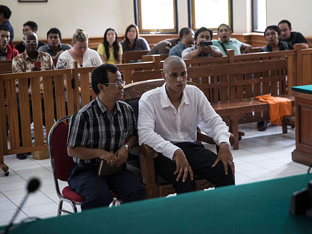 Томми Шафер в суде г.Денпасар, Бали, 14 января 2015 года