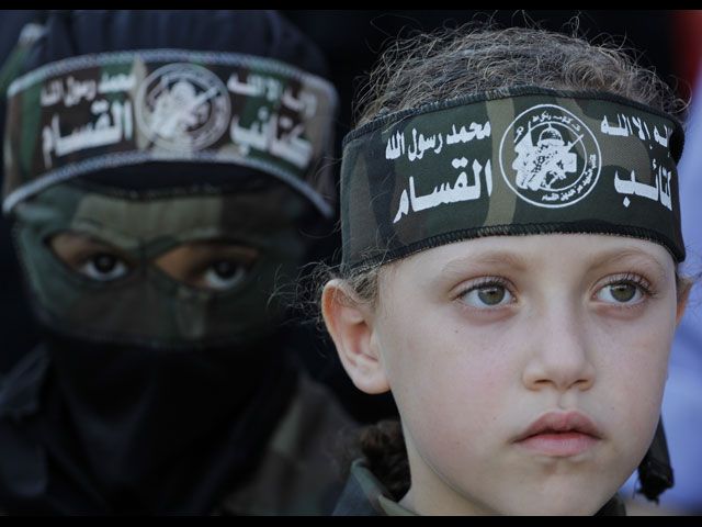 Террорист ХАМАС насиловал детей, обещая научить их джихаду