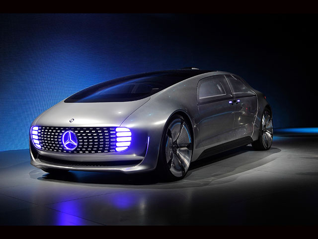 Электромобиль будущего Mercedes-Benz F 015   