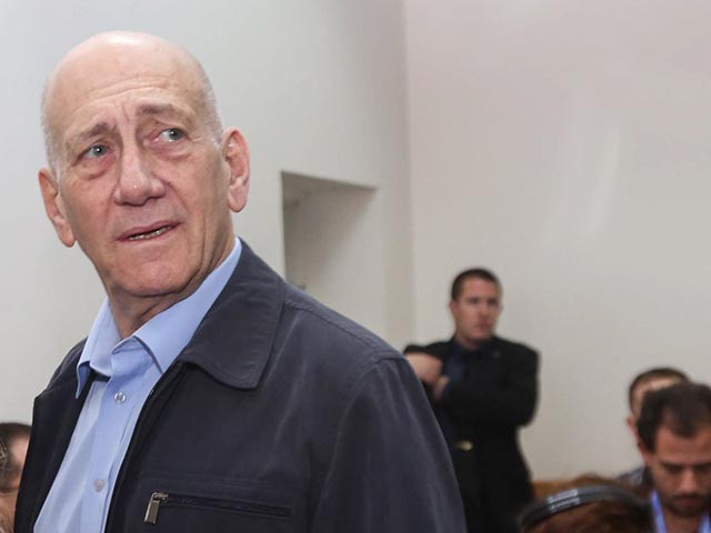 Эхуд Ольмерт в суде. Иерусалим, 30 марта 2015 года 
