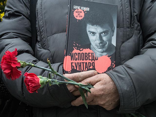 "Интерфакс": в Грозном подорвался на гранате еще один подозреваемый в убийстве Немцова  