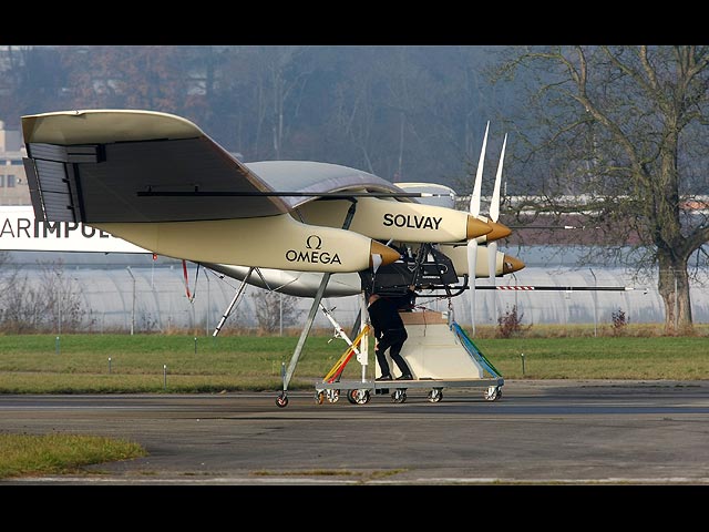 Самолет Solar Impulse