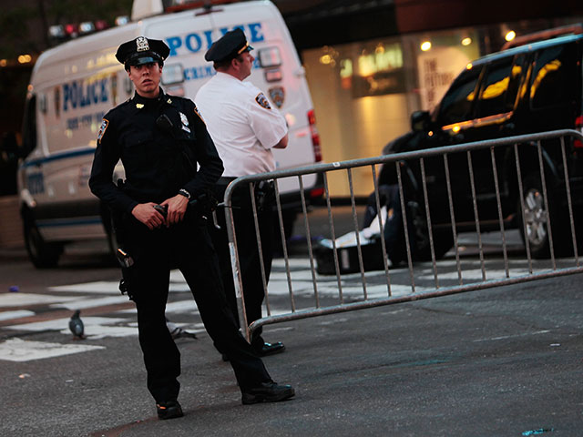Вооруженное нападение во время похорон в Бруклине: двое убитых, четверо раненых  