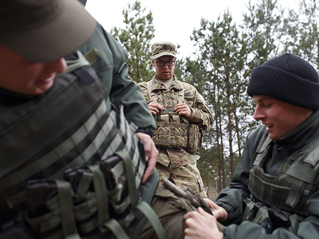 Американские военспецы в Яворове: начинается обучение Национальной гвардии Украины