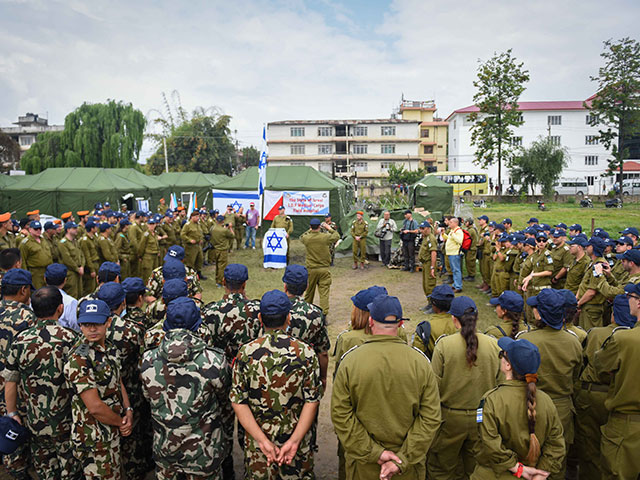 Израильские спасатели в Непале
