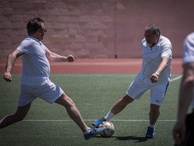 Футбольный матч,  посвященный Дню Победы. Иерусалим, 7 мая 2015 года