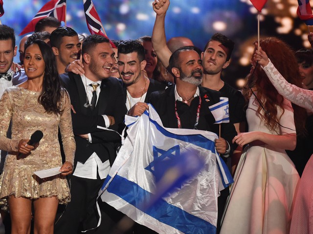 Представитель Израиля Надав Гедж прошел в финал "Евровидения-2015". Вена, 21 мая 2015 года
