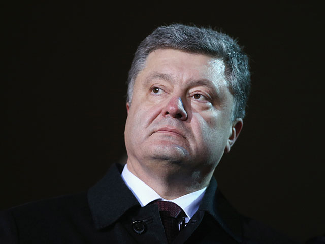 Порошенко подписал закон о моратории на выплату внешних долгов Украины