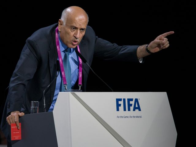 Джибриль Раджуб выступает на заседании ФИФА. 29.05.2015