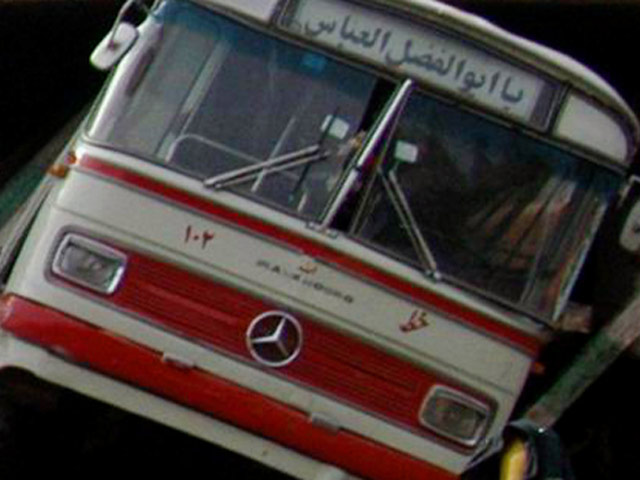 На севере Ирана упал в пропасть автобус с иракскими туристами, десятки погибших