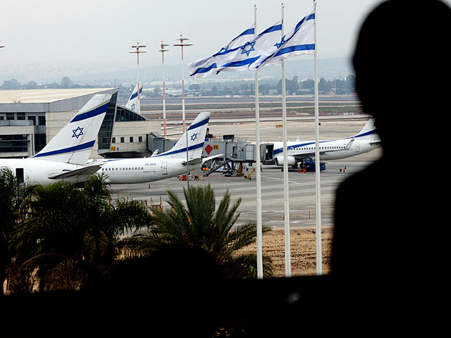 Рейсы "Трансаэро" и "Аэрофлота" в Москву отложены из-за учений ВВС Израиля  