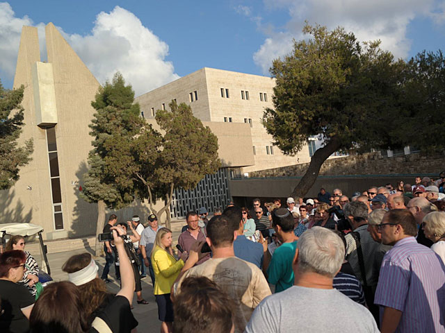 В Ашкелоне состоялась акция протеста русскоязычных израильтян против полицейского произвола  