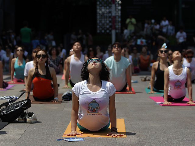 День йоги в Сеуле, 21 июня 2015 года