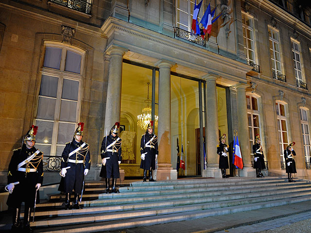 Елисейский дворец: Франция не потерпит посягательств на ее безопасность  