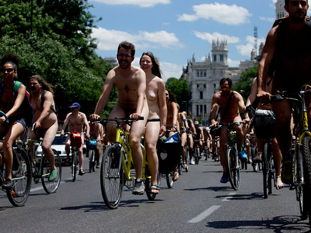 "Голый велопробег" в Мадриде в 2014 году 