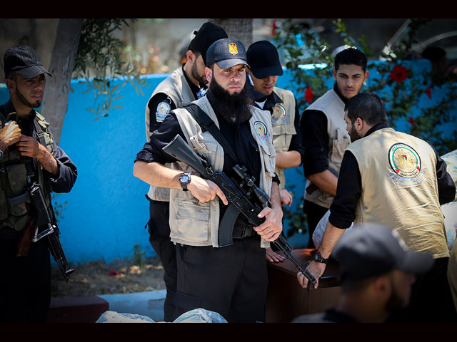 ХАМАС отметил в Газе день борьбы с наркотиками &#8211; выставкой "конфиската"