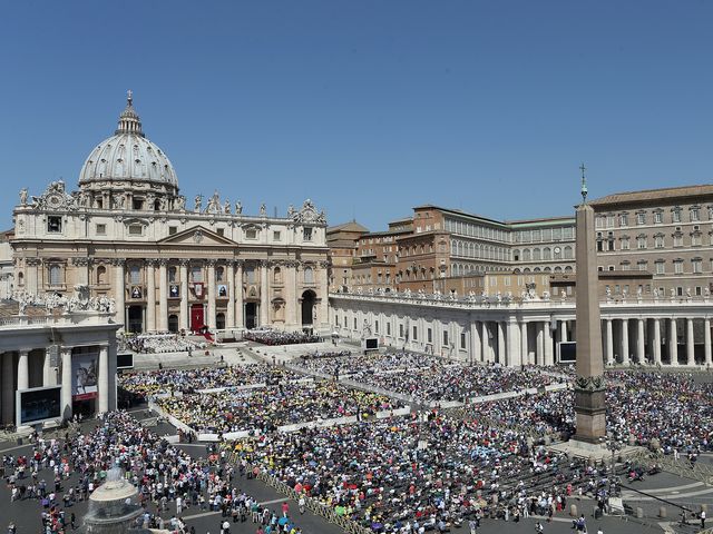 В Ватикане судят бывшего архиепископа по обвинению в педофилии