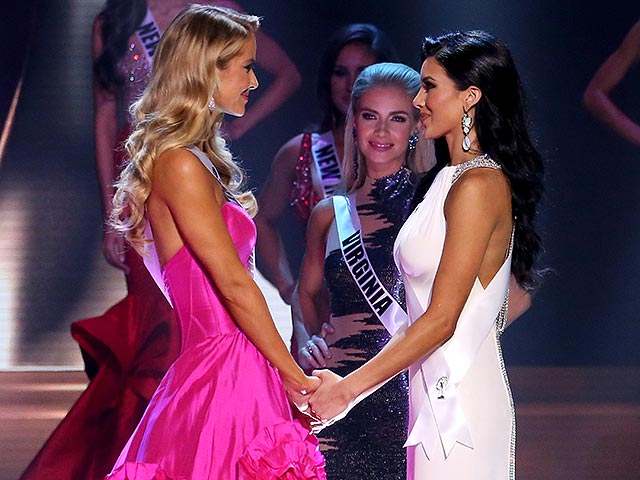 Оливия Джордан (слева) на конкурсе красоты "Мисс США 2015"