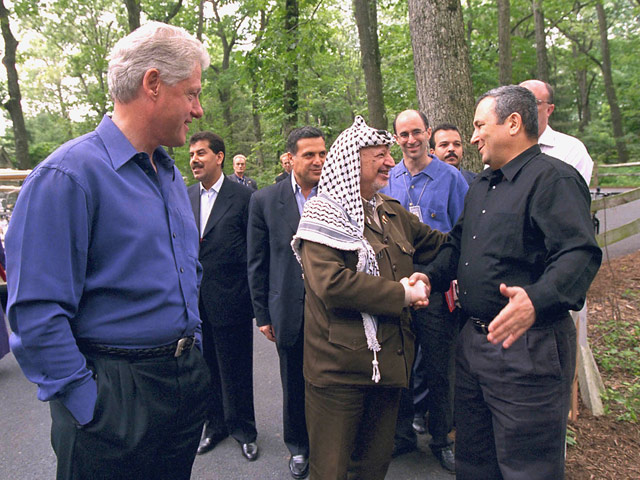 Клинтон, Арафат и Барак в Кемп-Дэвиде. Июль 2000 года