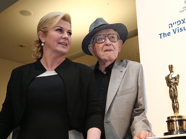 Бранко Лустиг и  Колинда Грабар-Китарович в мемориальном центре "Яд Вашем". 22 июля 2015 года 