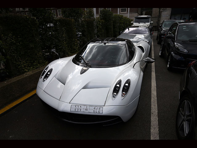 Автомобили арабских шейхов в Лондоне