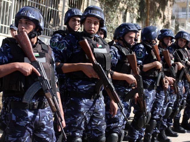 Палестинские полицейские