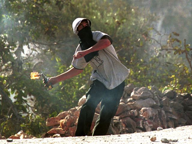 Палестинцы: умер подросток, раненый солдатами 