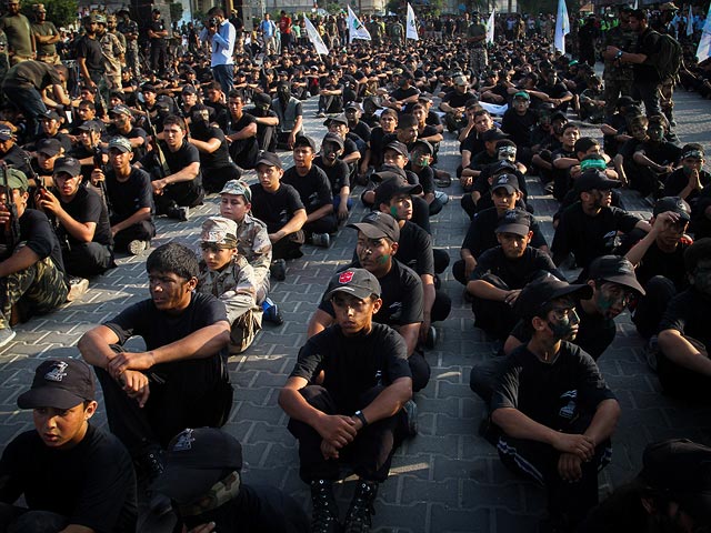 Курсанты "Освободительного молодежного лагеря" ХАМАС в Газе