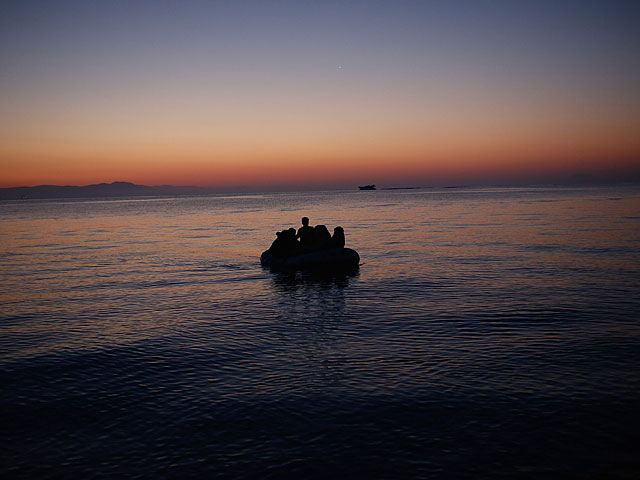 В территориальных водах Египта задержано судно с 228 нелегальными мигрантами  