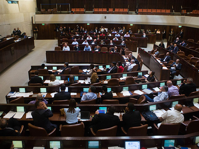 Распределение параграфов бюджета по комиссиям Кнессета отложено на неделю