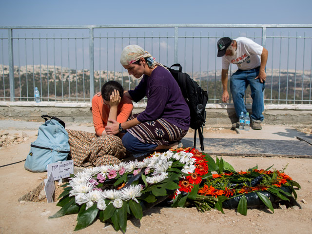 На кладбище "Ар а-Менухот" (Гиват Шауль) в Иерусалиме. 2 октября 2015 года