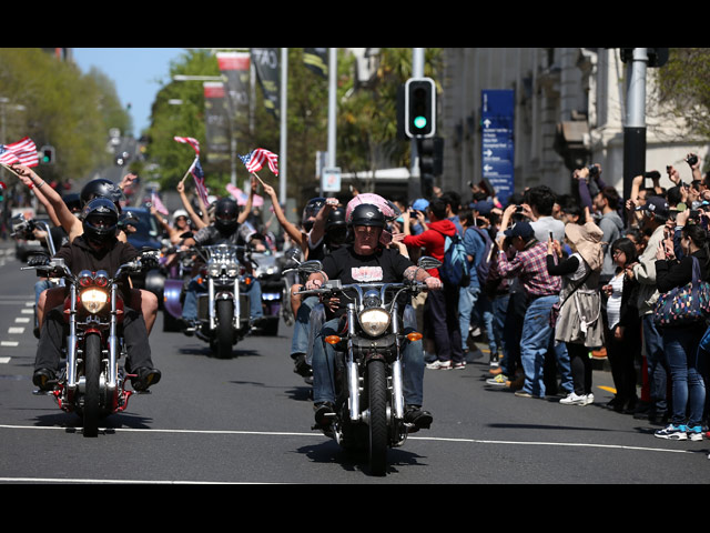 Парад Boobs on Bikes. Окленд, 7 октября 2015 года