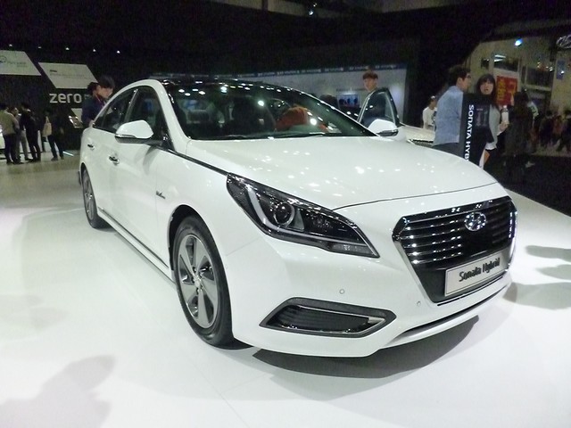 Гибридный седан Hyundai Sonata поступил в продажу на израильском рынке 