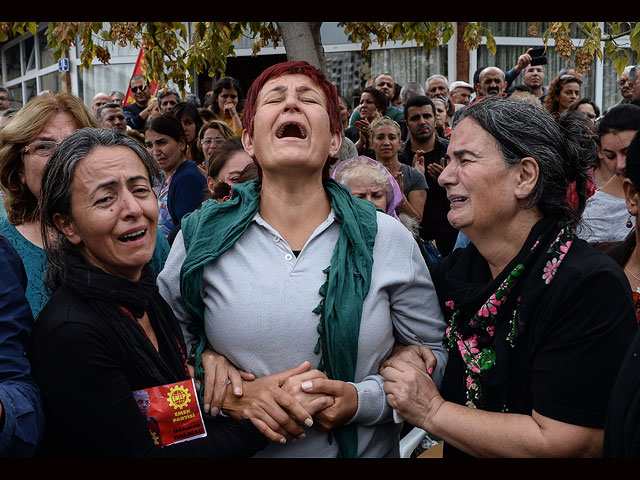 Траур в Турции: прощание и протесты после теракта