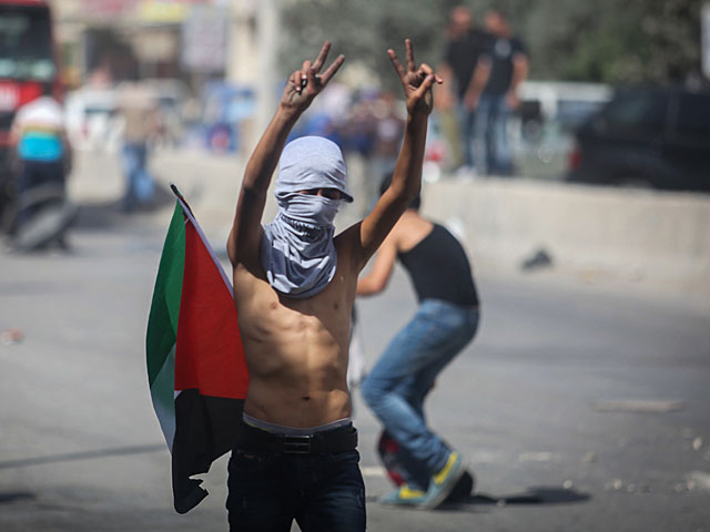 Европейские СМИ &#8211; об интифаде в Израиле: гибнут палестинские подростки  