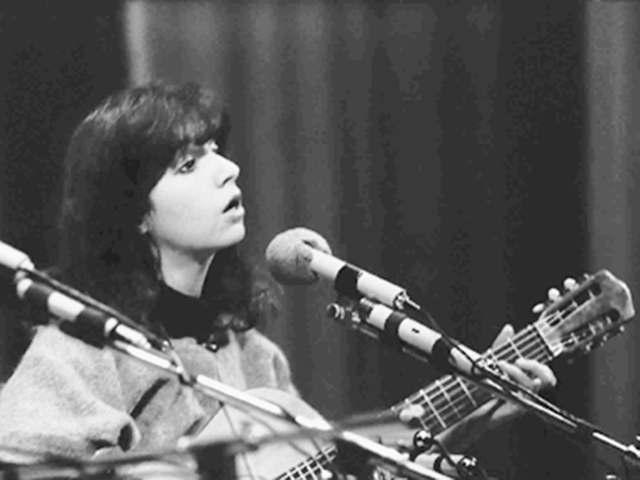 Вероника Долина на 6-м Минском фестивале КСП в декабре 1980 года