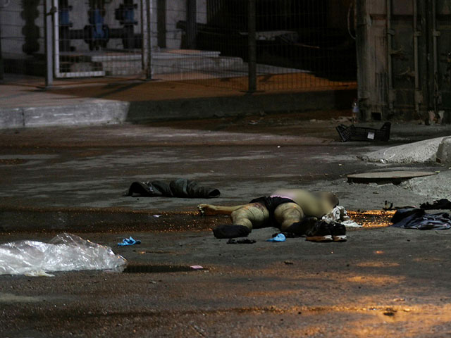 На месте теракта на автовокзале в Беэр-Шеве. 18 октября 2015 года