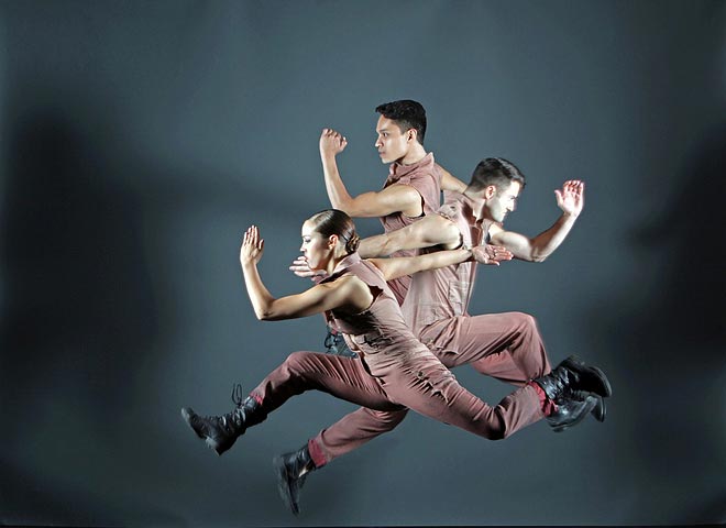 С 18 по 21 ноября 2015 года Giordano Dance Chicago представит в Тель-Авивской Опере вечер одноактных балетов