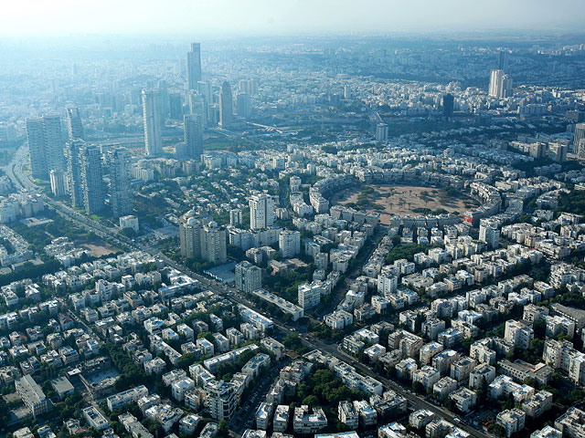 Площадь Кикар а-Медина в Тель-Авиве  