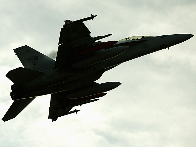 Министерство обороны Швейцарии подтвердило, что самолет F/A-18 приближался к российскому лайнеру в районе города Билль