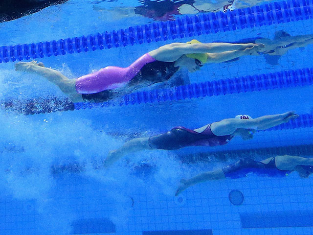17-летняя пловчиха, "олимпийская надежда" Китая, умерла во сне  