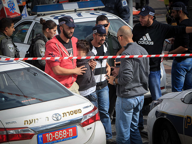 Задержание одного из террористов, совершивших нападение в районе Писгат-Зеэв. Иерусалим, 10 ноября 2015 года