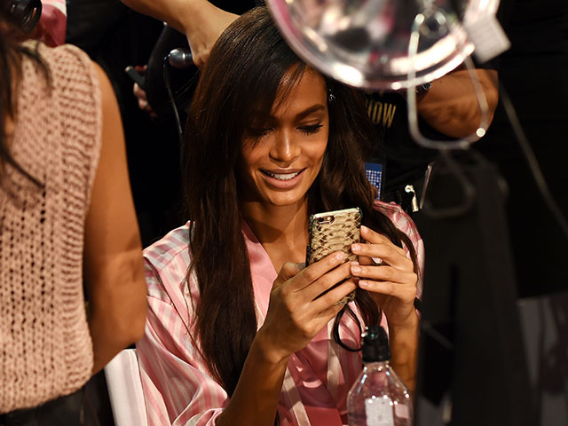 За кулисами шоу Victoria's Secret 2015