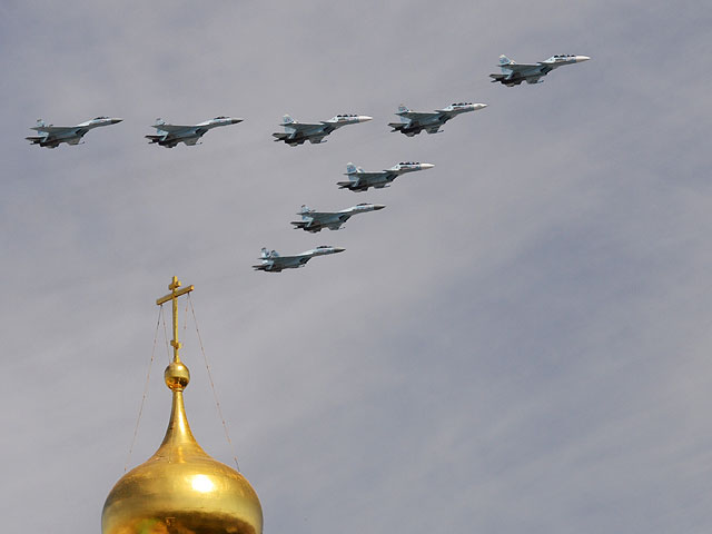 Су-35 на параде в Москве. 9 мая 2015 года