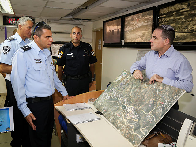 Глава округа полиции Иудеи и Самарии Шломи Михаэль объявил о решении уйти в отставку