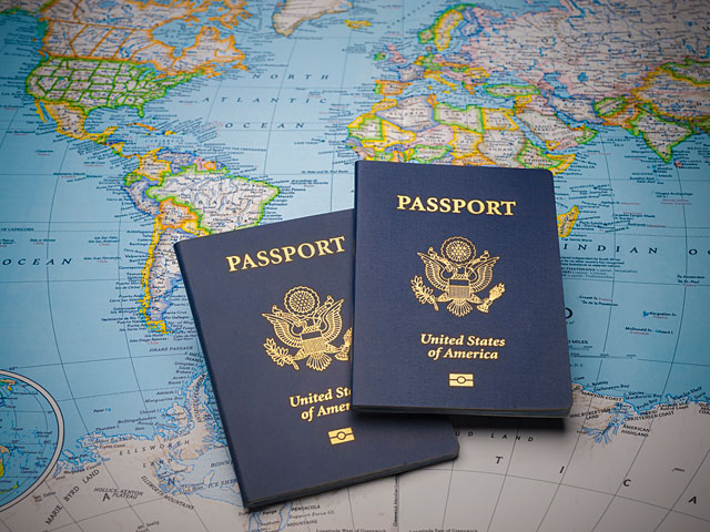 Паспорт обходится американцам в 135 долларов